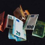 Bankbiljetten van tien, twintig, vijftig en honderd euro